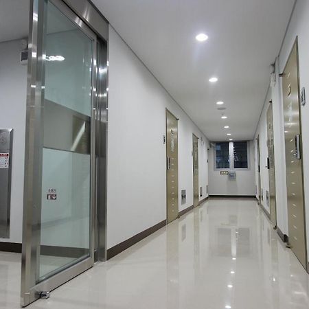 Inn-The City Seoul Bagian luar foto
