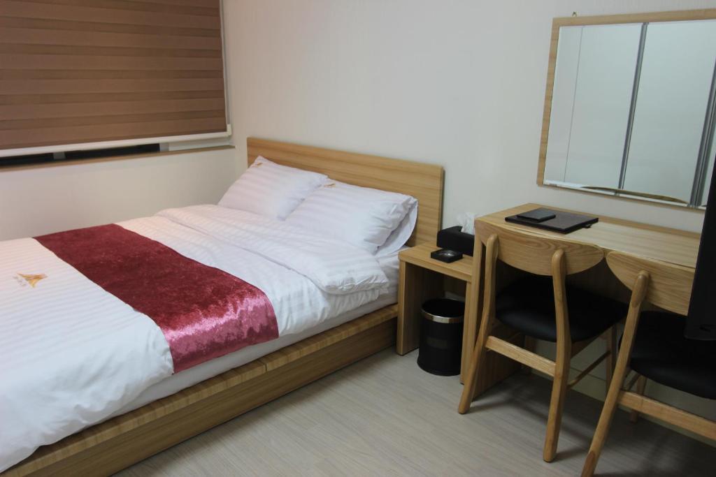 Inn-The City Seoul Bagian luar foto