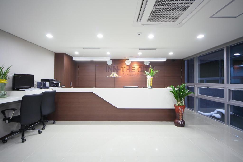 Inn-The City Seoul Bagian luar foto
