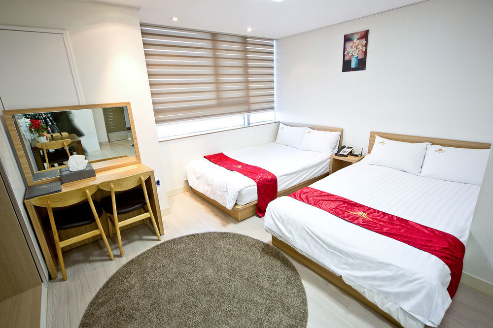 Inn-The City Seoul Bagian luar foto