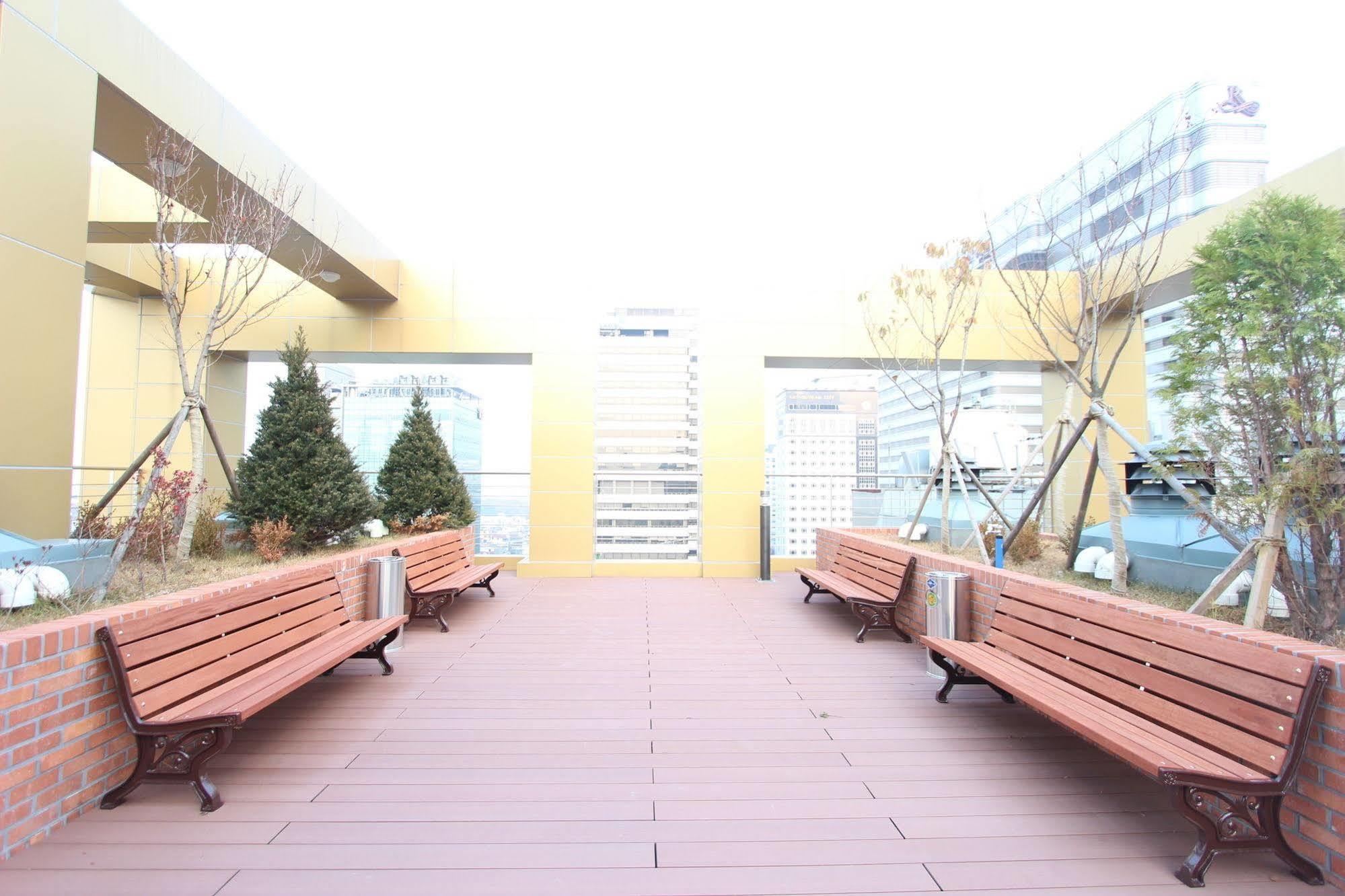 Inn-The City Seoul Bagian luar foto