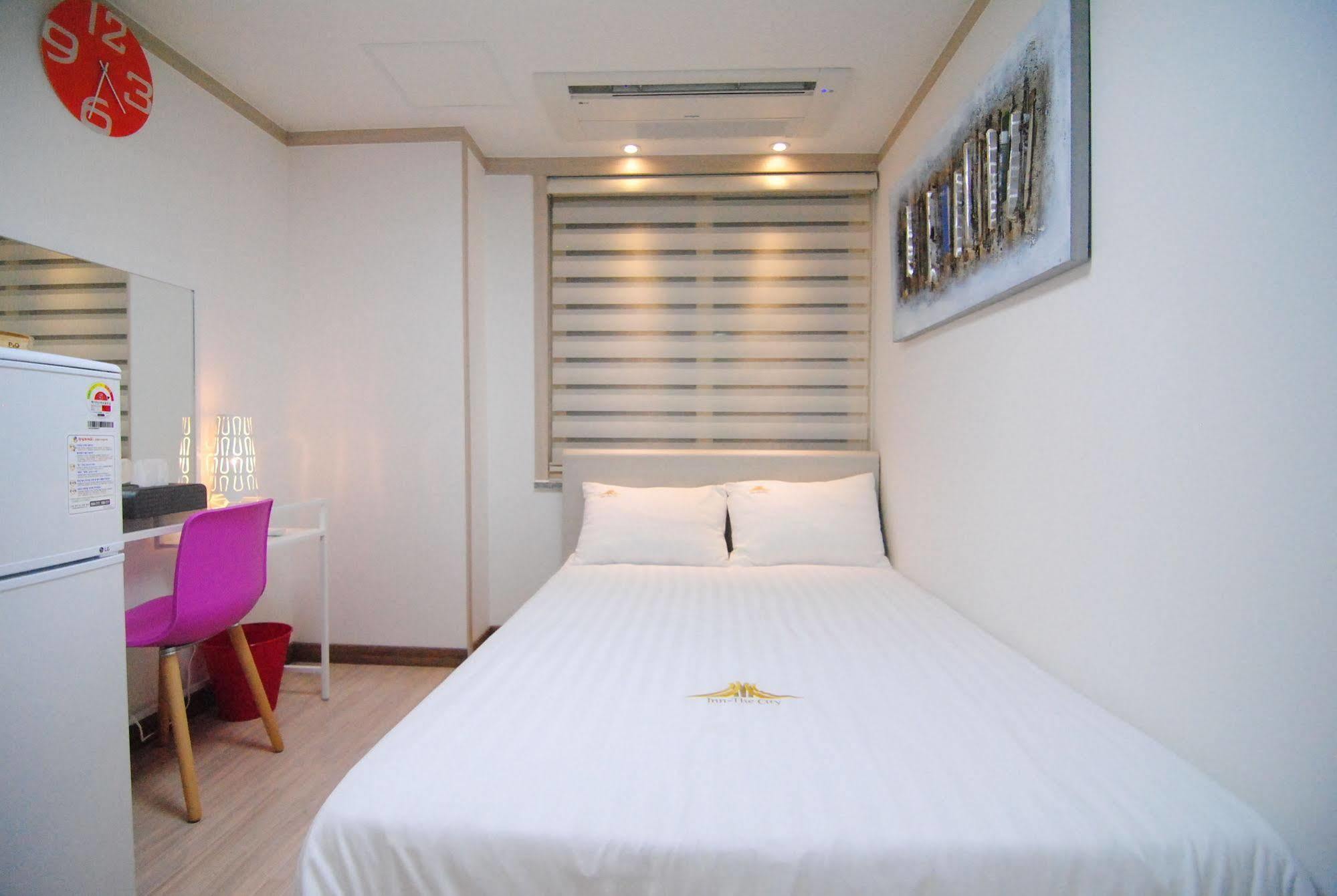 Inn-The City Seoul Bagian luar foto