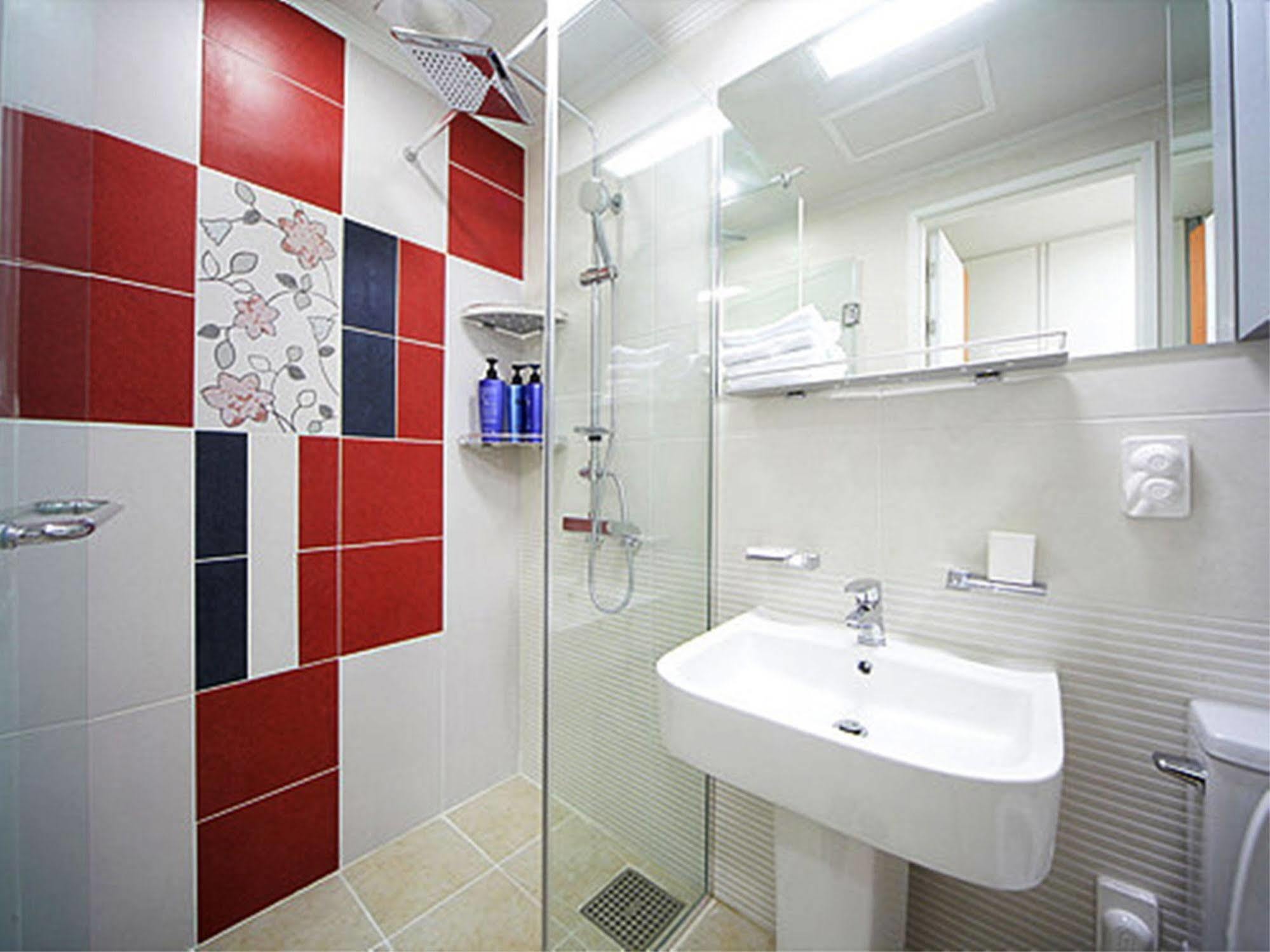 Inn-The City Seoul Bagian luar foto
