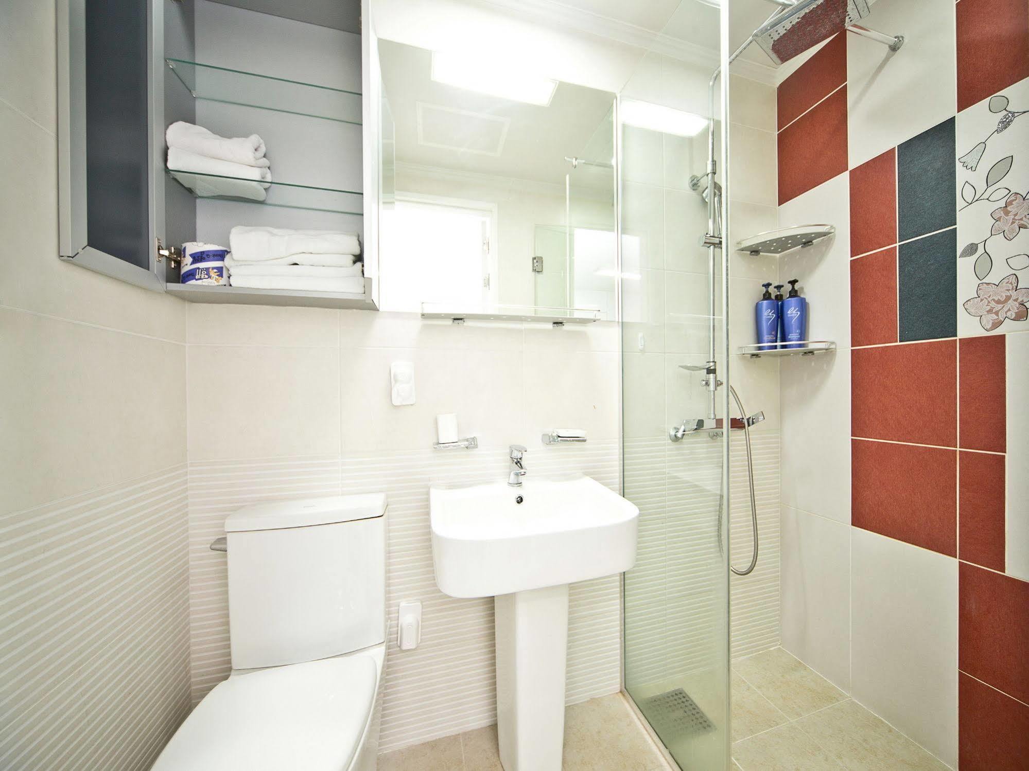 Inn-The City Seoul Bagian luar foto